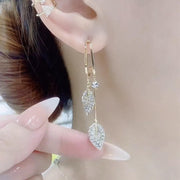 Brinco Cascata Brilhante <strong>(COMPRE 1 PAR LEVE 2)</strong>