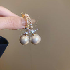 Brinco Pérola Brilhante <strong>(COMPRE 1 PAR LEVE 2)</strong>