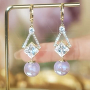 Brinco Pérola Brilhante <strong>(COMPRE 1 PAR LEVE 2)</strong>